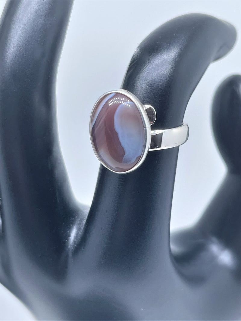 Banded agate gemstone oval Silver Ring