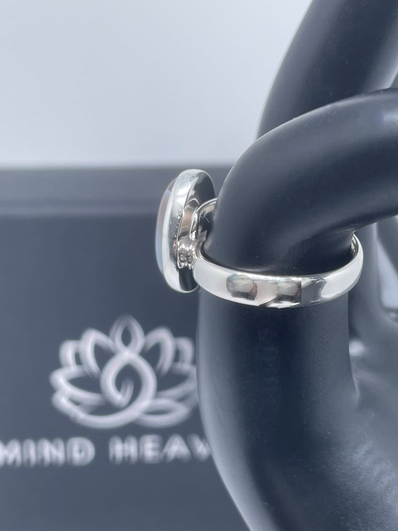Banded agate gemstone oval Silver Ring