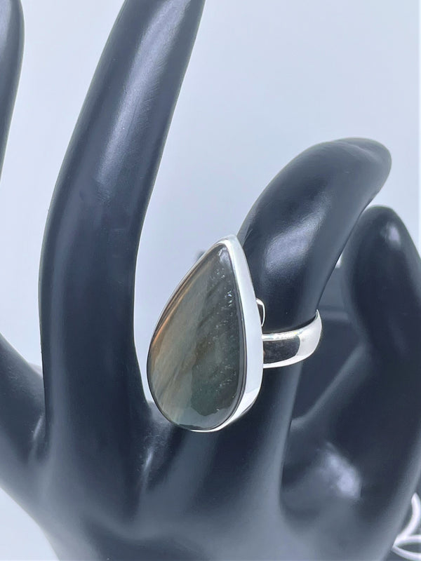 Drop Labradorite Sterling Silver Ring