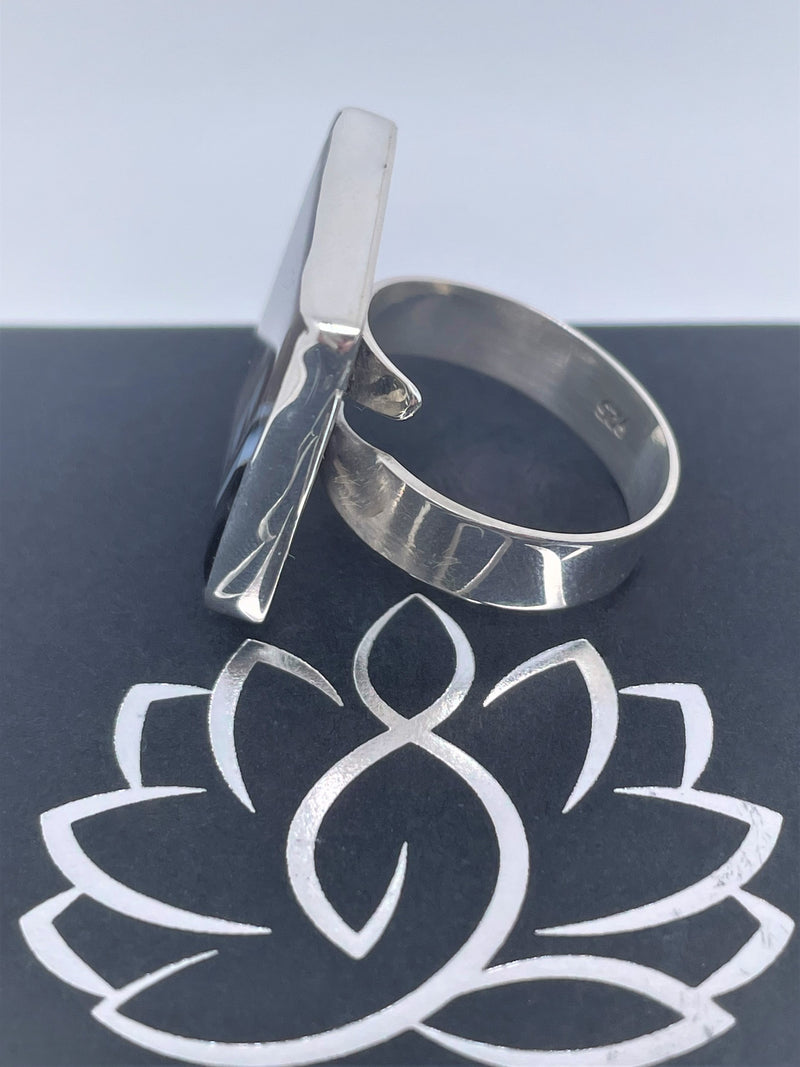 Agate square milky-brown sterling silver ring